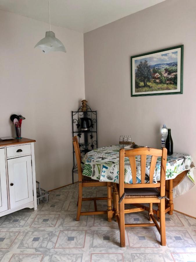 Lo'Gite L'Allee Du Val Lalaye 외부 사진